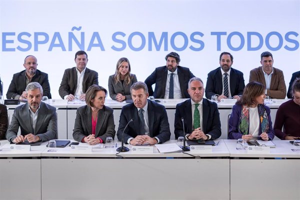 Feijóo activa este lunes la maquinaria electoral del PP con la aprobación de su congreso, que buscará una foto de unidad
