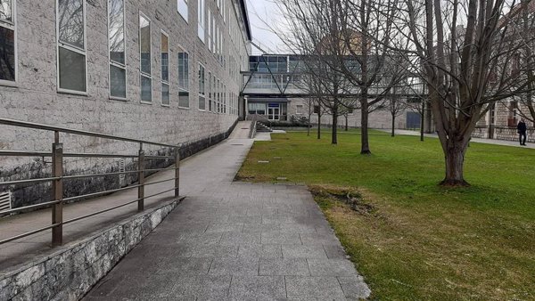 La Audiencia de Santander juzga hoy a un abuelo acusado de agredir sexualmente a su nieta