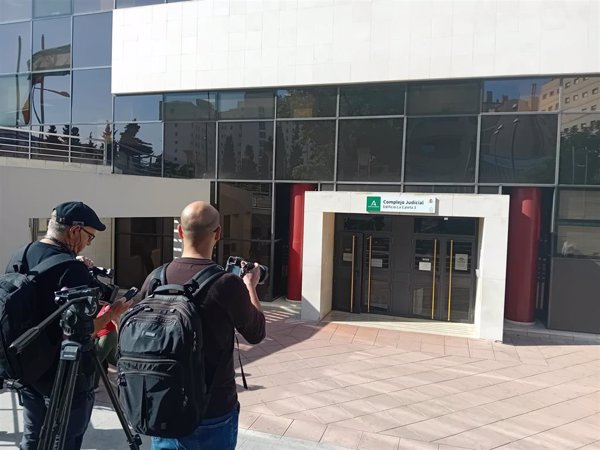 El subinspector de Granada acusado de presunto maltrato machista será juzgado el 8 de octubre