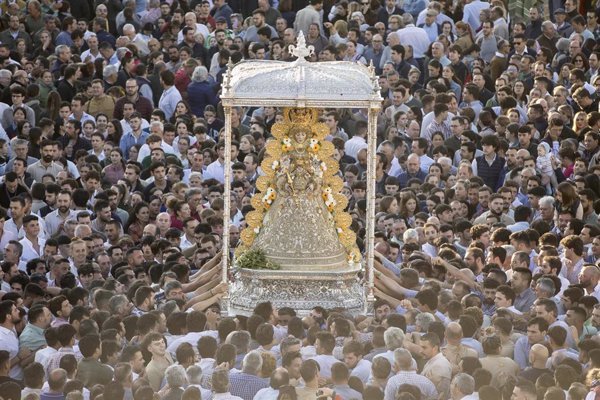 La Matriz de Almonte destaca cambios en la procesión de la Virgen del Rocío para poder visitar todos los simpecados