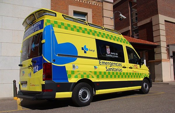 Dos octogenarios heridos tras ser atropellados por un autobús urbano en Ávila