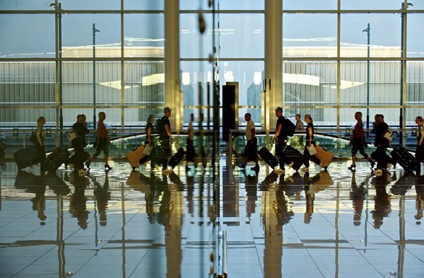 Una avería del control de tráfico en el aeropuerto de París-Orly provoca 23 cancelaciones de vuelos en España