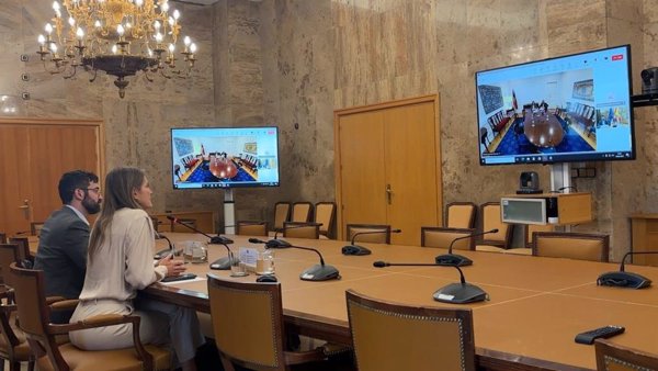 España y Portugal enviarán cartas a Bruselas y Francia para pedir un mayor impulso a las interconexiones
