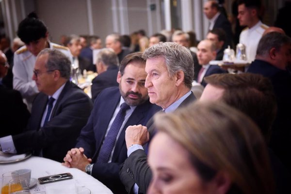 Feijóo dice que Paco Núñez quiere 