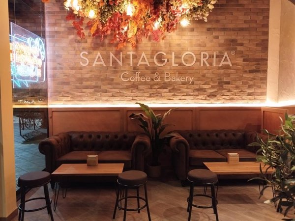 FoodBox consolida su crecimiento en España con nuevas aperturas de Santagloria, Papizza y Lateral