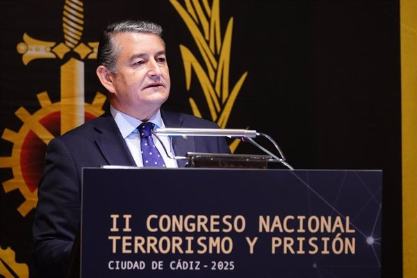 Andalucía da su apoyo a los agentes que luchan contra el narcotráfico y pide zona de especial singularidad para Cádiz