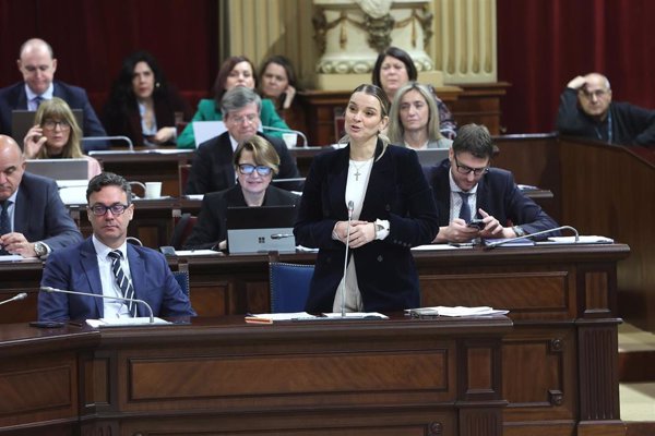 Prohens niega pacto con oposición para mantener la ley de memoria, pero insiste en que aún no hay acuerdo con Vox