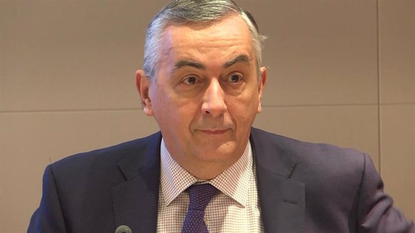 El Panel de Funcas mantiene en el 2,5% su previsión del PIB y no detecta ningún efecto de la guerra comercial