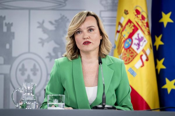 El Gobierno reprocha a Feijóo que haga 