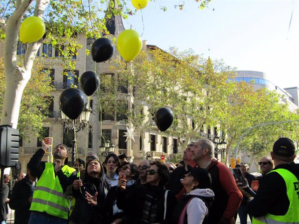 Condenado a multa de 2.520 euros un motorista por la muerte de un taxista en Barcelona en 2023