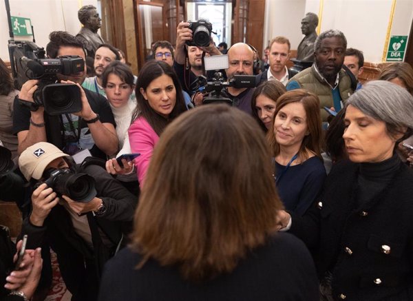 El PSOE y socios acusan a PP y Vox de