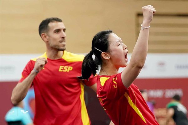 María Xiao y Álvaro Robles se meten entre los ocho mejores del Campeonato del Mundo de Doha