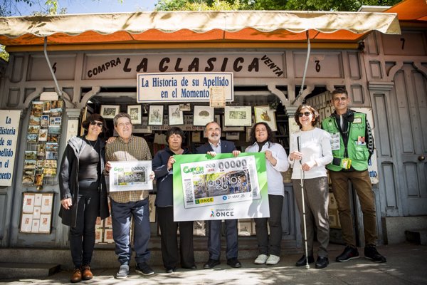 El centenario de la Cuesta de Moyano protagoniza 'El Cupón Diario' de la ONCE en el sorteo de este miércoles