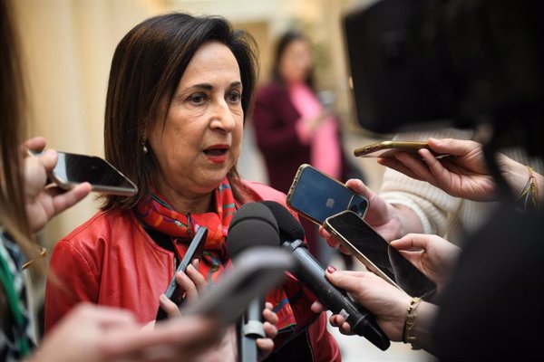 Robles ve positiva la tramitación del embargo de armas a Israel pero recalca que España no compra, aunque hay licencias