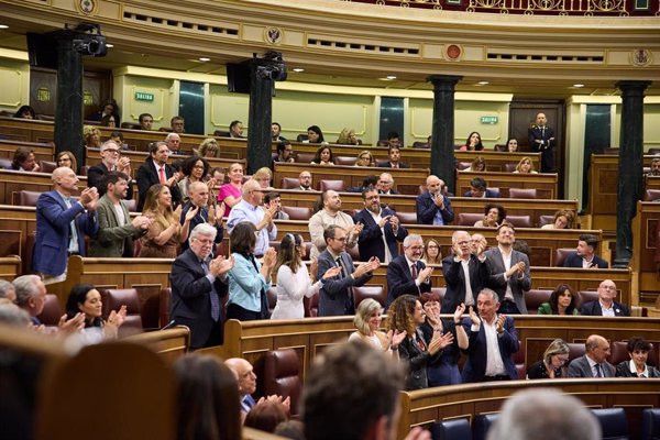 Defensa ve difícil cumplir un embargo de armas a Israel y cree que podría sortearse a pesar de la ley