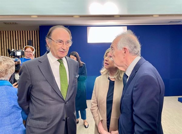 Emilio Lamo destaca la investigación rigurosa y la 