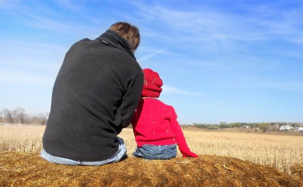 Los hijos de personas con esquizofrenia o trastorno bipolar tienen un mayor riesgo de desarrollar psicopatología