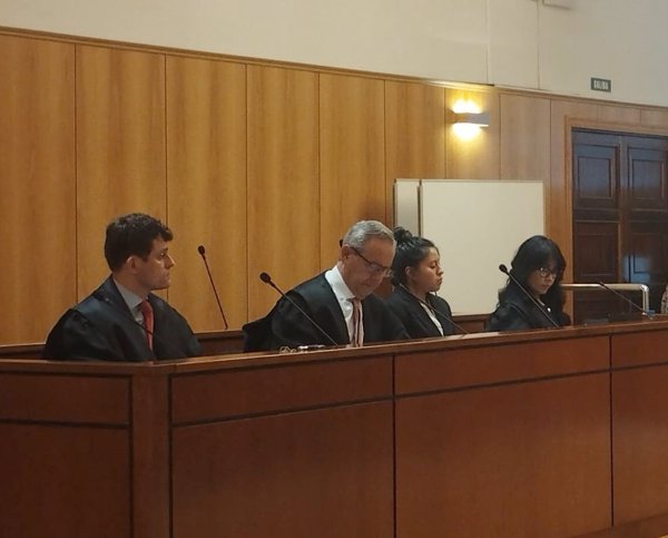 La acusada de un choque mortal alega deslumbramiento y Tráfico habla de