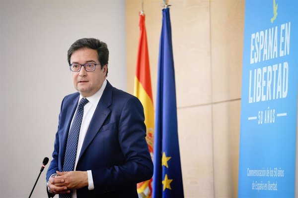 Óscar López anuncia una reforma de la Administración