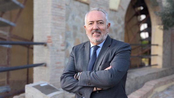 Aotec confía en que Bruselas tumbe la propuesta de la CNMC para encarecer el acceso a conductos de Telefónica