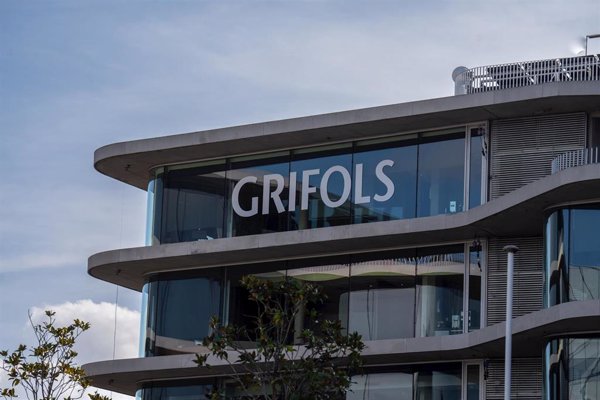 Moody's eleva la calificación de Grifols a 'B2' y la perspectiva se mantiene positiva