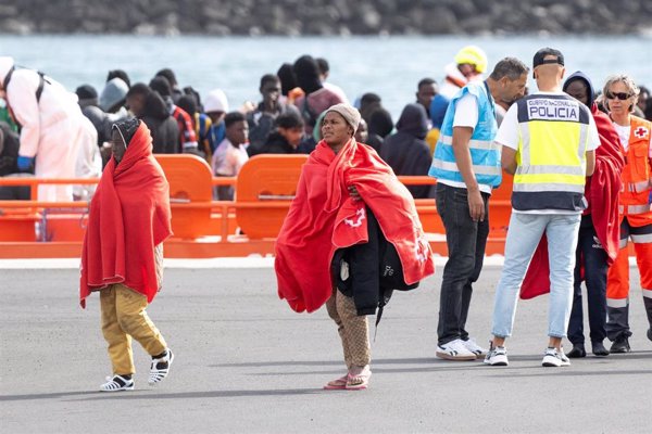 El Consultiu avala el recurso de Baleares al TC contra el reparto de menores migrantes, con cuatro votos discrepantes