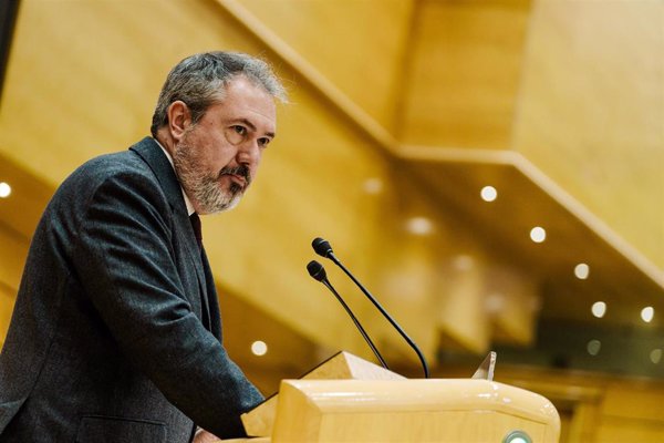 El PSOE pregunta al Senado por qué 