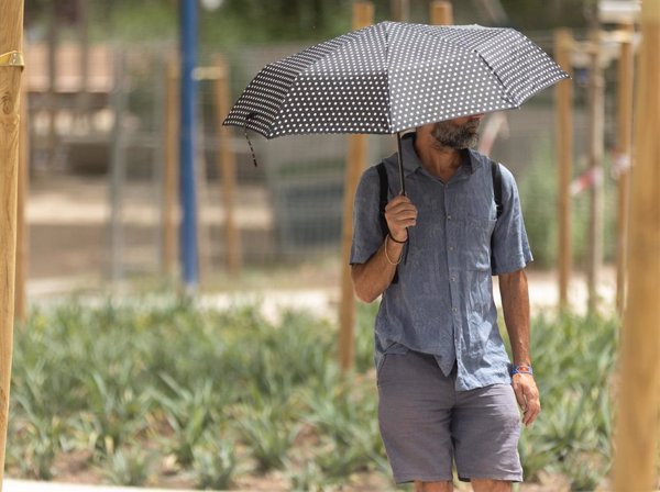 Las lluvias se centrarán en este peninsular, con 10 provincias en aviso, máximas de más 20ºC y Sevilla con 31ºC