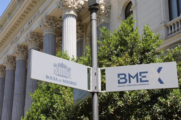 El Ibex 35 sube un 0,1% y busca los 14.300 puntos en la apertura