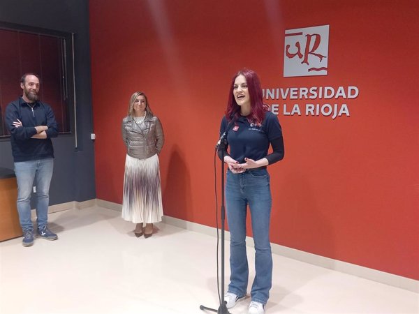 La astronauta, Sara García, recuerda que ser mujer