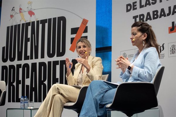 Díaz reivindica a la juventud española frente a los estigmas y defiende su compromiso social y laboral