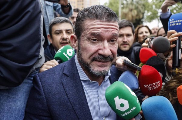 La jueza de la dana rechaza el recurso del ex número 2 de Emergencias que pedía imputar al presidente de la CHJ