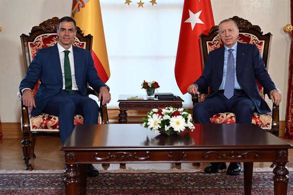 Sánchez reconoce el papel mediador de Turquía en Ucrania y Gaza, y la 