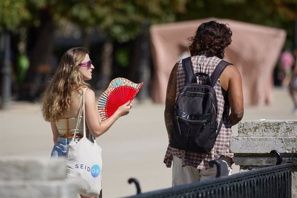 Las máximas subirán este sábado en todo el país, con máximas de hasta 32ºC y lluvias en Mallorca