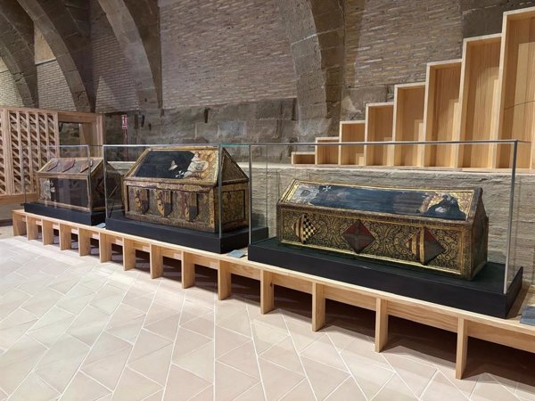 El Monasterio de Sijena exhibe su tesoro artístico con las 33 obras recuperadas, a la espera de las pinturas murales
