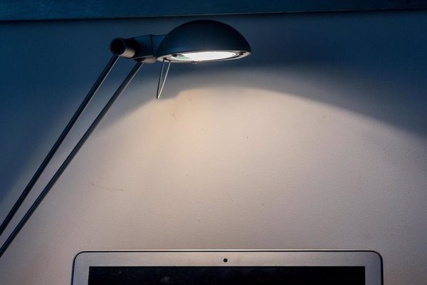 El precio de la luz cae hoy a los 6,47 euros/MWh con doce horas a precio cero o negativo