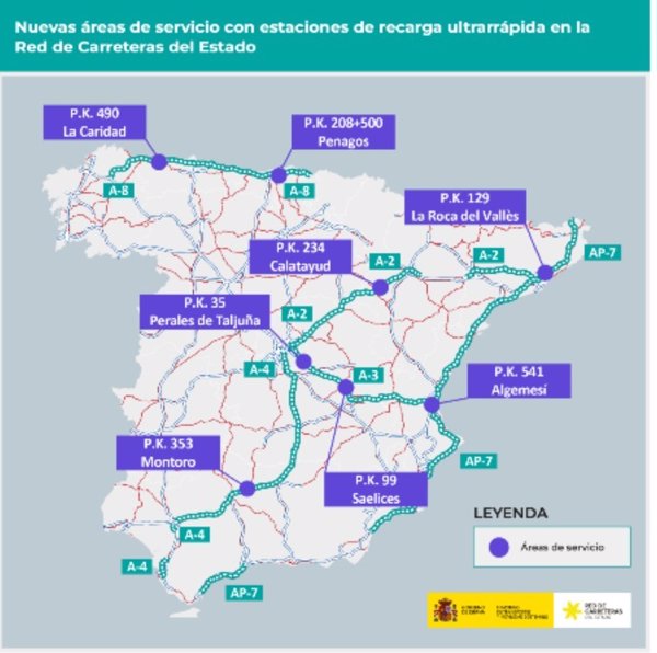Transportes instalará estaciones de recarga eléctrica ultrarrápidas para coches en ocho áreas de servicio