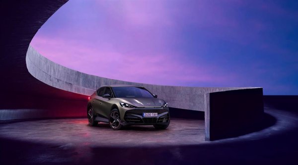 El Cupra Tavascan renueva su diseño para potenciar 