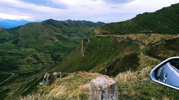 Los padres de uno de los cuatro jóvenes fallecidos en un accidente en Cantabria registran mañana 54.000 firmas