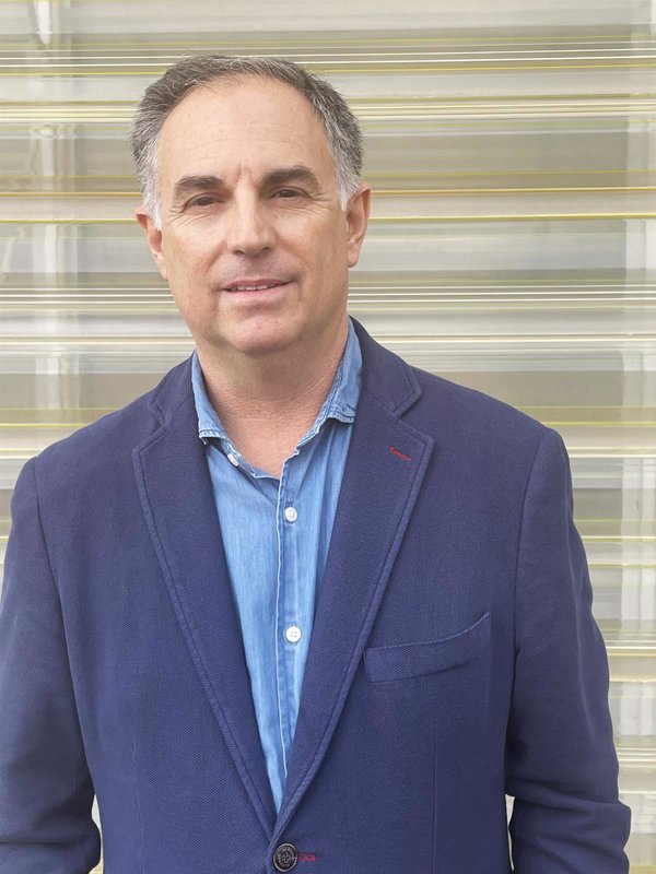 El neuropediatra Marcos Madruga, elegido como presidente de la Sociedad Española de Neurología Pediátrica