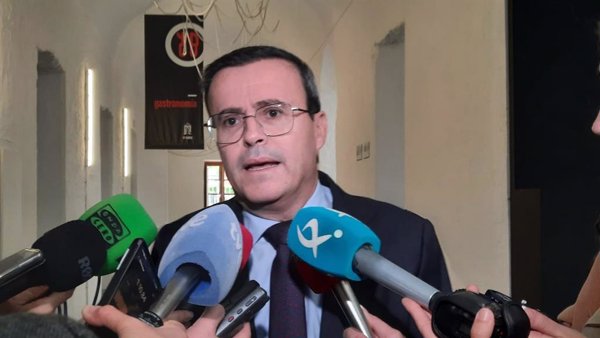 Gallardo pide a la jueza que se inhiba y ella responde que elevará el caso del hermano de Sánchez al TSJEx cuando deba