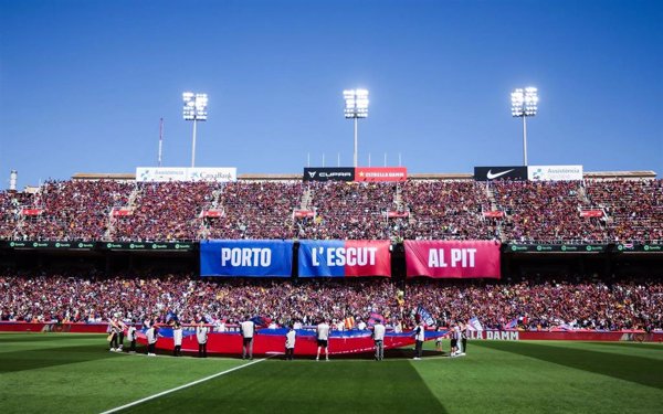 El Barça bate récords de facturación y asistencia en el Estadi Olímpic Lluís Companys
