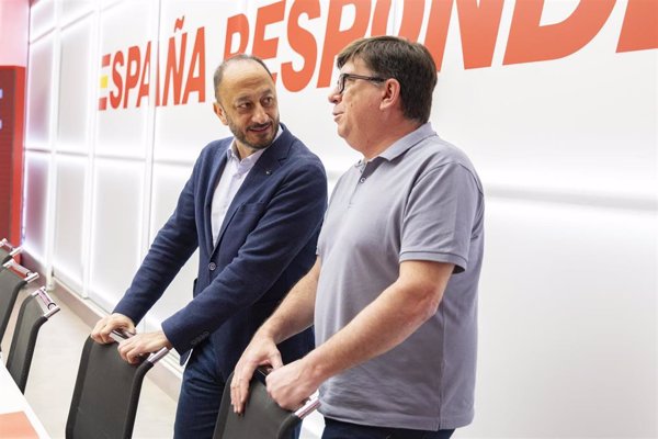 El PSOE recupera la escuela Jaime Vera y formará a sus cuadros en 