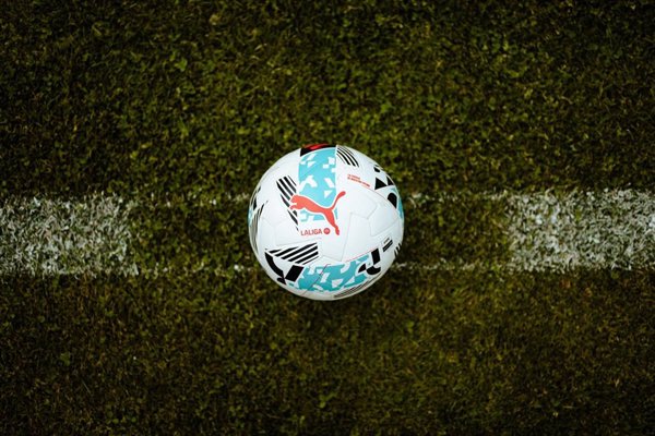 LaLiga y Puma presentan el balón para la temporada 2025-2026 con 