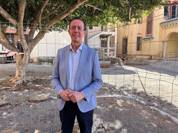 El subdelegado en Almería rechaza incidentes generalizados en los hoteles que acogen a migrantes procedentes de Canarias