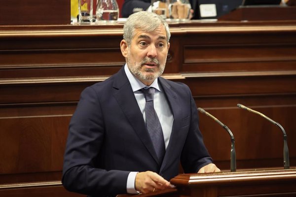 Clavijo insta al PSOE a cambiar la Ley de Vivienda porque está perjudicando 