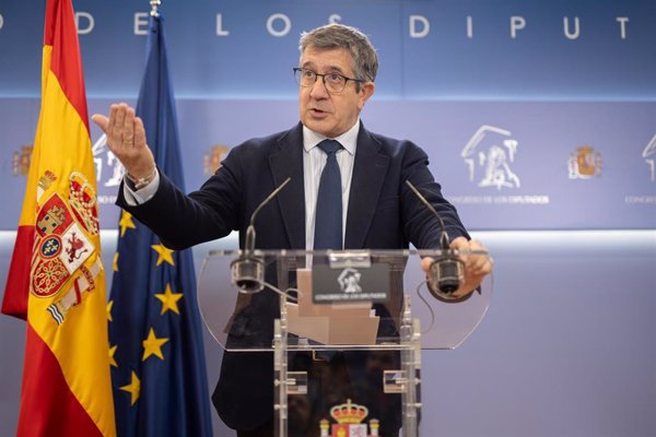 Patxi López confirma que conoce a la militante del PSOE que pidió pruebas contra la UCO pero ve rechazable su gestión