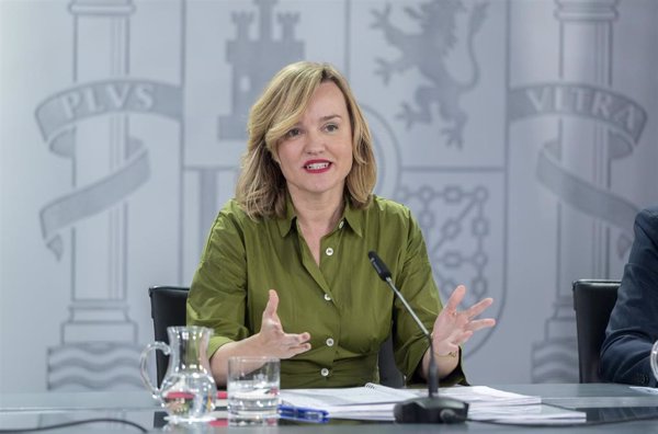 Gobierno aprueba crear 5 certificados profesionales vinculados a la construcción, textil y cuidado de animales