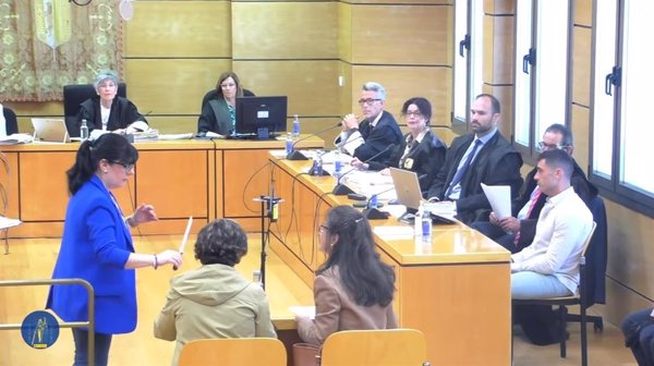 La noche del crimen de Piedrabuena (Ciudad Real) revela 17 llamadas y una treintena de mensajes del acusado a la víctima