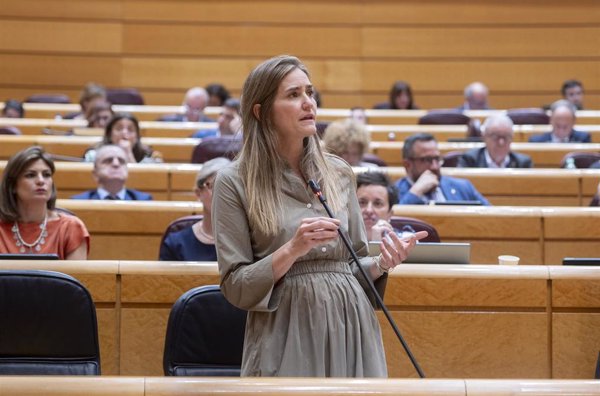 Aagesen se reúne este miércoles en Valencia con las asociaciones de víctimas de la dana